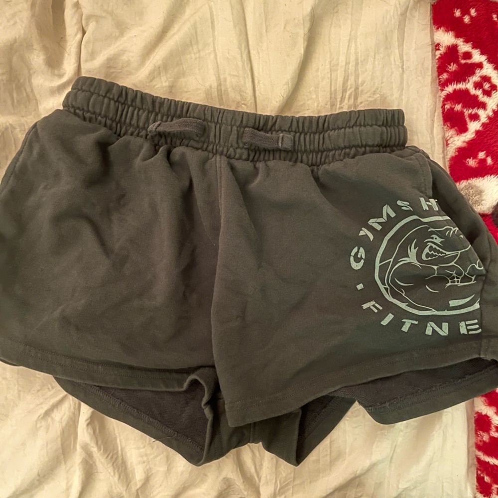WOMENS GYM SHARK SHORTS